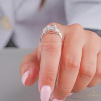 Anillo de Compromiso de Diamante Cultivado en Laboratorio con Corte Esmeralda de Lujo de 3.63CT, Diamantes Laterales en Forma de Trapezoide, Chapado en Oro de 14K, Certificado IGI, Anillo de Boda