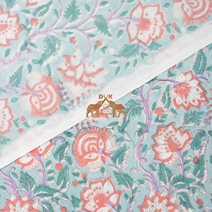 Nueva Colección de Tela Floral de Algodón con Estampado a Mano para Vestidos y Artículos de Decoración para el Hogar - Product Image 4