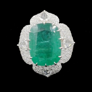 Anillo de Lujo para Mujer en Oro de 18K con Diamantes Polki y Esmeralda, Diseño de Flor con Diamantes Pavé, Joyería Certificada, Producto al por Mayor - Product Image 1