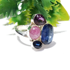 Bague Statement Ovale Multi-Pierres en Argent Sterling 925 Massif, Style Bohème, avec Kyanite Bleue Naturelle, Améthyste et Rubis Rose, par un Troisième Partie - Product Image 5