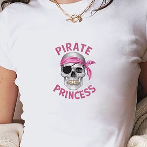 T-shirt court ajusté pour femme, col rond, imprimé crâne pirate Y2K sur tissu tricoté en Spandex/Polyester, style princesse - Product Image 4