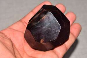 Pierre de grenat rouge naturel brut, pierre de guérison, pierre de grenat roulée pour la décoration, pépites de grenat taillées en almandine - Product Image 4