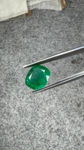 Émeraude naturelle de 3,72 carats, provenant de la mine de Zambie, de forme coussin, vert vif, pierre précieuse pour bague de luxe, pendentif, bijoux - Product Image 3