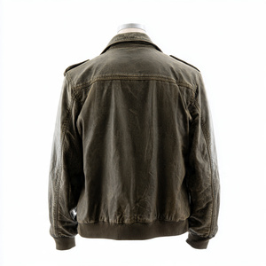 Veste en cuir de haute qualité, très élégante et stylée - Product Image 4