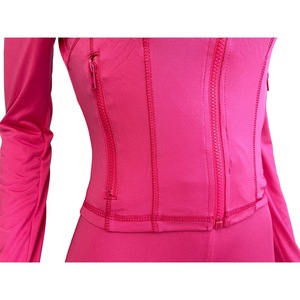 Conjunto Deportivo Personalizado de Corte Ajustado y Elasticidad en Cuatro Direcciones – Ropa Deportiva de Alto Rendimiento para Gimnasio, Running y Entrenamiento - Product Image 6
