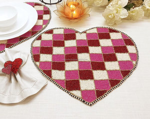 Set de table perlé en forme de cœur festonné, fait main, romantique, pour décoration de table de mariage et assiette de présentation Saint-Valentin - Product Image 5
