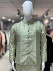 Ensemble 3 pièces de veste Kurta de mariage formel pour homme en tissu de pure soie RN avec broderie et travail de sequins, Designer Koti Royal Festic Quick - Product Image 3