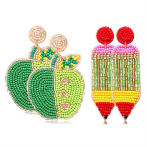 Pendientes Artesanales con Motivo de Mariposa, Bordados con Cuentas, Base de Algodón Ligero, Estilo de Joyería Tradicional, 84 - Product Image 2