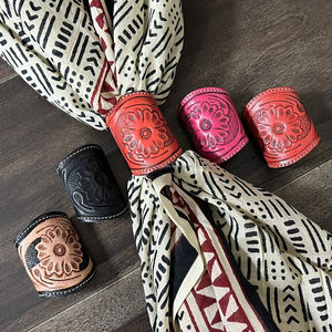2026 New Personalized Low Price Hand <b>Tooled</b> Genuine Cow <b>Leather</b> Scarf Slide Fashionable Western Style Scarf Holder for Girl's - Product Image 5