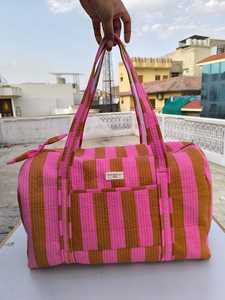 Bolsa de Lona Acolchada Boho de Algodón Ecológico de Lujo Premium, Ligera, con Cierre de Cremallera, Estampado a Mano con Rayas, Estilo Indio - Product Image 3