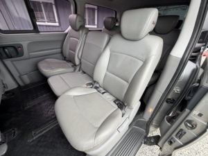Minibús de Pasajeros Usado Silver 2020 Grand Starex para Transporte, Alquiler de Flotas, Vehículo de Segunda Mano, Auto Usado Coreano, 12 Pasajeros - Product Image 4