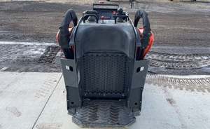 Chargeuse compacte autoportée KUBOTA SCL1000 2025 avec godet remis à neuf à prix réduit - Product Image 2