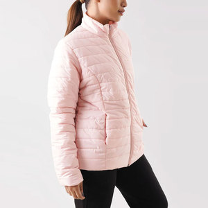 Chaqueta Acolchada de Invierno para Mujer, Abrigo Aislante Ligero con Capucha, Ropa Exterior Cálida, Logotipo Personalizado, OEM, ODM, Venta al Por Mayor de Fábrica - Product Image 2