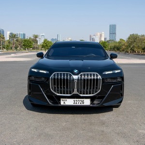 BMW Série 7 de Qualité Export, Berline de Luxe Haut de Gamme, Haute Performance, en Plastique, Prix Usine, Prête pour les Commandes en Gros Mondiales - Product Image 5
