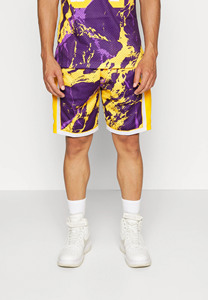 Shorts de sport personnalisés pour hommes, 100% polyester, poches en mesh, impression par sublimation, respirant, séchage rapide, basketball - Product Image 2