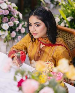 Le premier choix des jeunes filles : Salwar Kameez pour l'Aïd, les mariages et les occasions de plage - Les plus beaux vêtements pour femmes dans le monde entier - Product Image 4