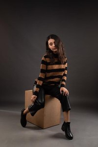 Pull en maille torsadée rayé imprimé sur le devant pour femme, col rond, manches longues, en coton et élasthanne, style décontracté coréen, collection automne - Product Image 3