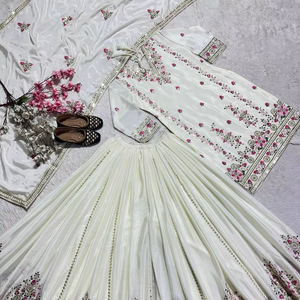 Haute qualité Chinon soie brodé Bollywood Style Salwar Kameez pakistanais conceptions prix de gros fête porter indien pakistanais - Product Image 1