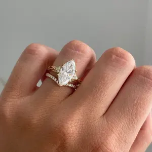 Anillo de Compromiso Vintage con Moissanita de Corte Brillante, Plata de Ley 925, Chapado en Oro Amarillo, TISHYA DIAMOND, Anillo de Boda para Mujer, Joyería Fina - Product Image 4