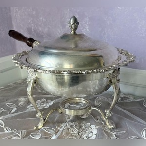 Recipiente Redondo de Acero Inoxidable con Tapa y Patas Decorativas, 4.5L, para Servir en Hoteles, Restaurantes y Banquetes - Product Image 1