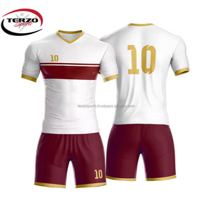 ชุดเสื้อฟุตบอลโพลีเอสเตอร์สำหรับทั้งชายและหญิงชุดเสื้อฟุตบอลแบบระเหิดสำหรับการแข่งขันในร่มแบบกำหนดเอง100% - Product Image 5