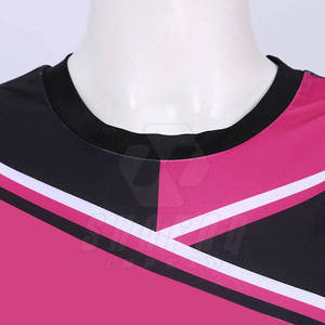 Costume de danse de cheerleading personnalisé pour femmes, avec logo en strass sur le devant, haut court et short, 100% polyester extensible, performance athlétique - Product Image 4