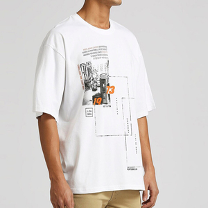 T-shirt à manches courtes pour homme, imprimé V lumineux sur le devant, col roulé tricoté décontracté sur le dos, coupe classique, 100 % coton respirant, gris et noir - Product Image 4