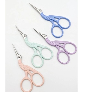 Tijeras de bordado Stork, acabado mate - Product Image 4