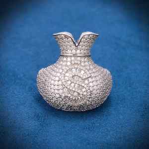 Pendentif Sac d'argent de Luxe Moissanite Argenté Bling Bling Hip Hop Bijou Tendance Accessoire Spectaculaire - Product Image 1