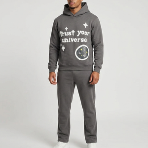 Ensemble de jogging streetwear pour hommes, sweat-shirt graphique en coton et pantalon de jogging assorti, vente en gros, marque privée, fabricant en gros - Product Image 1
