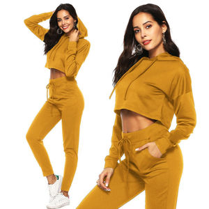 Conjunto Deportivo de 2 Piezas para Mujer, Personalizado, con Capucha, Estampado, Transpirable, 100% Algodón - Product Image 1