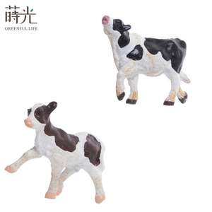 Figurines miniatures en résine pour terrarium de vaches 2026-0125, accessoires de décoration de jardin - Product Image 3