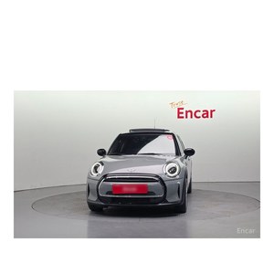 Mini Cooper 5 portes Classic Plus avril 2022 59 303 km Volant à gauche Sièges en cuir Caméra de recul - Product Image 3