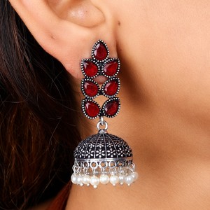 Pendientes Jhumka Bohemios de Latón Plateado con Ónix, Estilo Antiguo, Venta al por Mayor |   Pendientes de Perlas de Imitación Étnicas Indias Hechos a Mano para - Product Image 6