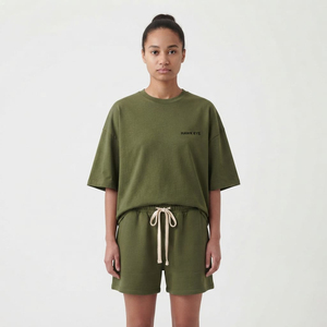Ensemble décontracté haut de gamme en coton : T-shirt oversize, gilet et short – Vente en gros, ensemble deux pièces uni de haute qualité avec T-shirt à manches courtes - Product Image 4