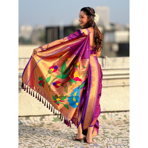 Sari Paithani Nauvari Especial de Seda Suave con Motivos de Polka Tejidos con Hilo Zari Morado para Bodas, Pallu de Pavo Real, Ropa India y Pakistaní - Product Image 1