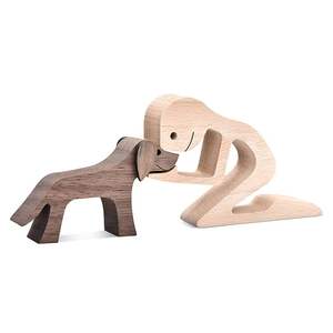 Figurine en bois mère-enfant, jouet sculpté à la main, décoration émotionnelle, bois naturel, amour parent-enfant, souvenir familial - Product Image 1