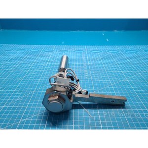 กระบอกลม CDM2B25-25 SMC ใช้เป็นชิ้นส่วนอุปกรณ์เซมิคอนดักเตอร์แบบดั้งเดิม - Product Image 6