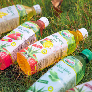 Fournisseur en gros de boissons saines du Vietnam NAWON, jus d'aloe vera en bouteille PET de 500 ml avec pulpe - Eau d'aloe vera naturelle - Product Image 5