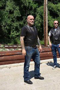 <b>Motorcycle</b> Casual Leather Vest Winter Plaid Waterproof Windproof Breathable Custom Design for Men Leather Vest - Product Image 6