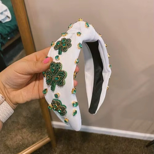 ที่คาดผมรูปโคลเวอร์แบบใหม่ทันสมัย สีขาวและเขียว ประดับด้วยทองคำและคริสตัล ที่คาดผมแบบผูกปม ของขวัญสำหรับวันเซนต์แพทริค - Product Image 1
