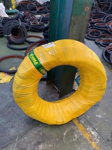 Pneu de vélo robuste KUMATIRE KB102 avec une forte adhérence et une longue durée de vie pour les conditions de route difficiles - Product Image 5