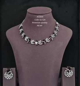 Conjunto de Collar y Aretes Elegantes con Circonita Cúbica 12050, Gema Ovalada Morada, Joyería Floral, Joyería de Moda para Fiesta o Boda - Product Image 1