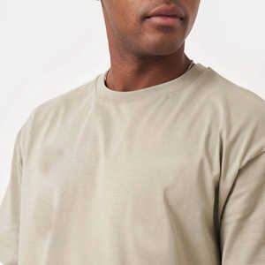 เสื้อยืดคอกลมผ้าแคนวาสคุณภาพสูงพิมพ์ลายทรงหลวมสำหรับผู้ชาย ผ้าฝ้าย 100% น้ำหนัก 180 กรัม ระบายอากาศได้ดี แห้งเร็ว - Product Image 5