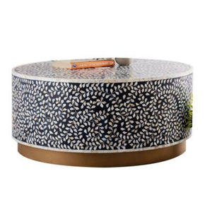 Tables basses et tables d'appoint de luxe en métal de qualité supérieure, finition argentée brillante, texture en forme de diamant, fabriquées en Inde, au prix le plus bas. - Product Image 5