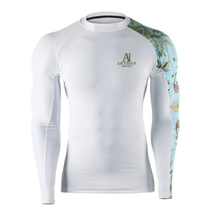 Rashguard MMA de haute qualité, couleurs unies, design personnalisé, impression par sublimation intégrale, vente en gros, rashguards MMA pour hommes - Product Image 1