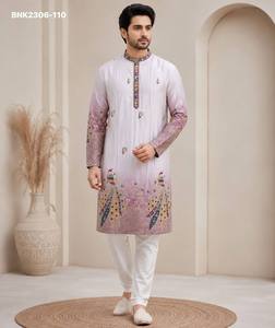 Conjunto de kurta y pijama para hombre de satén Malai con bordado de motivos de pavo real y trabajo Butta, para uso ocasional. Compra en línea en India. - Product Image 2