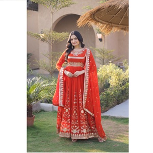 ชุดเดรส Anarkali ดีไซน์พรีเมียม พร้อมผ้าคลุมไหล่ ผ้าจอร์เจตต์เทียม ตกแต่งด้วยงานปักเลื่อม เหมาะสำหรับเทศกาลต่างๆ ส่งออกจำนวนมากจากอินเดีย - Product Image 1