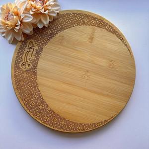 ถาดไม้ทรงกลมสำหรับวันอีดมูบารัค เหมาะสำหรับเสิร์ฟอินทผลัม ขนมหวาน ของว่าง และงานสังสรรค์ในครอบครัวช่วงวันอีด จากอินเดีย - Product Image 3