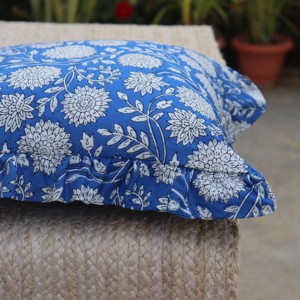 Housse de coussin bohème à imprimé bloc avec volants, faite à la main en coton, coussin décoratif bohème vintage pour la maison - Product Image 5